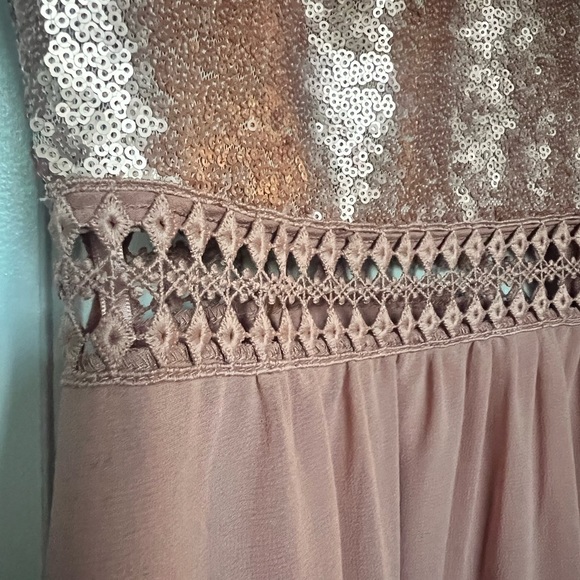 NWT Rose Gold Gown plus size - Picture 6 of 9